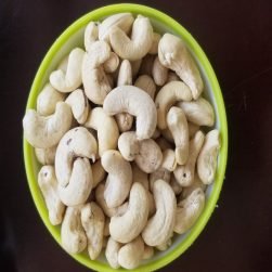 FARM FRESH WHOLE CASHEW NUTS